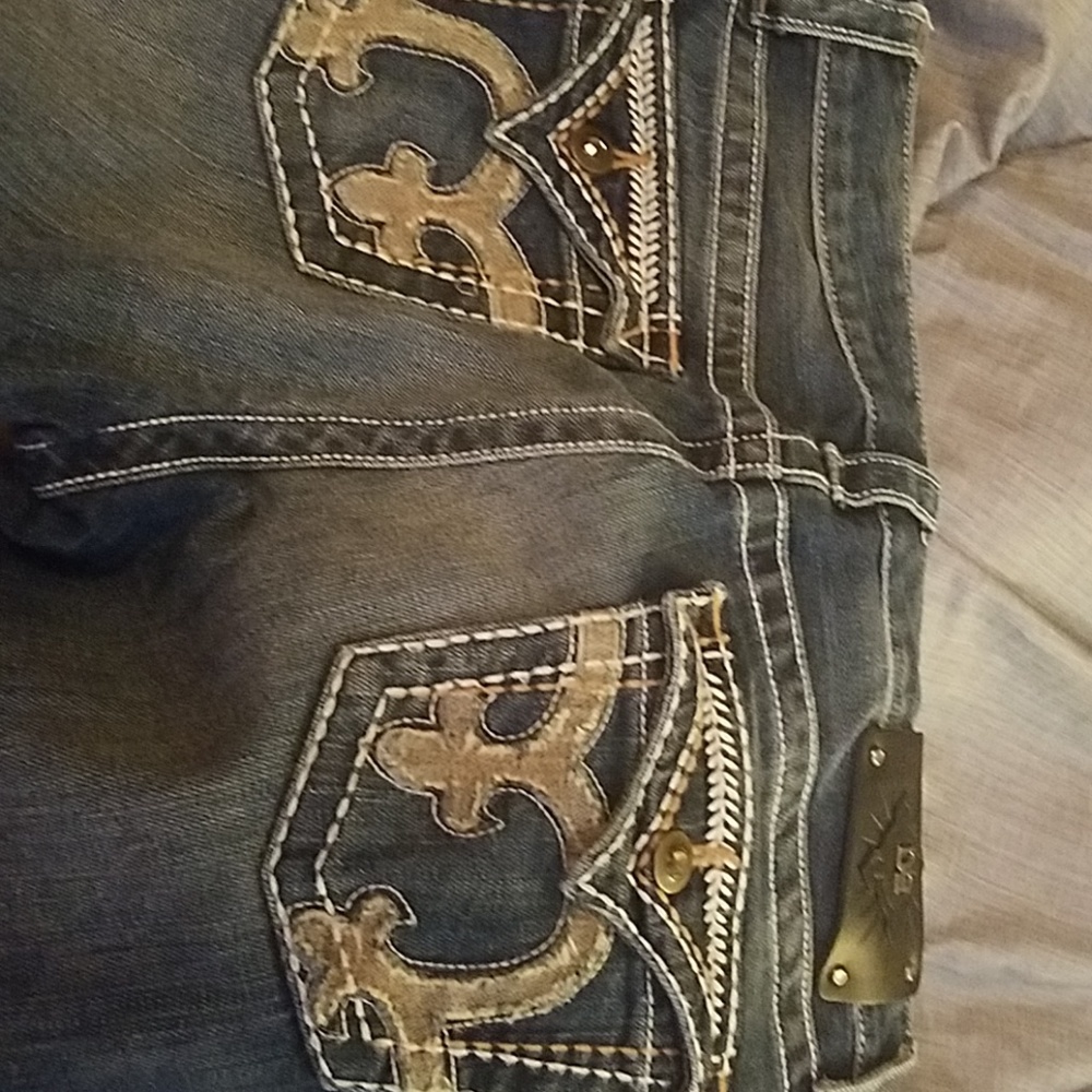 Jeans - Picture 2 of 3